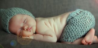 bebekle uyumanın faydaları zararları
